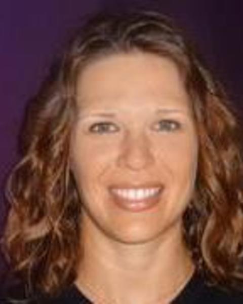 Amber Humm-Patnode Headshot
